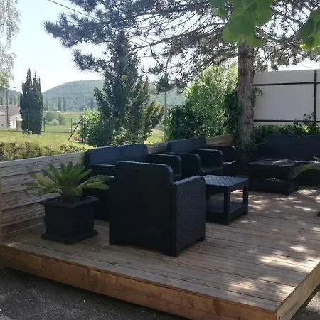 A L'arbre Hotel 2*