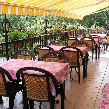 A L'arbre Otel Wintzfelden