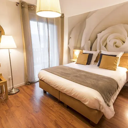 Hotel A L'arbre 2*